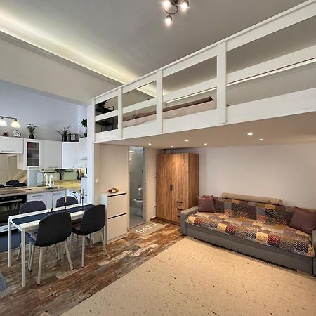 Brand New Garden Flat / Free Parking Apartman Budapest Kültér fotó
