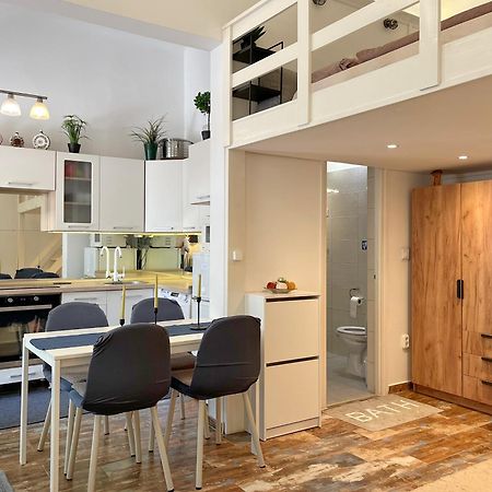 Brand New Garden Flat / Free Parking Apartman Budapest Kültér fotó