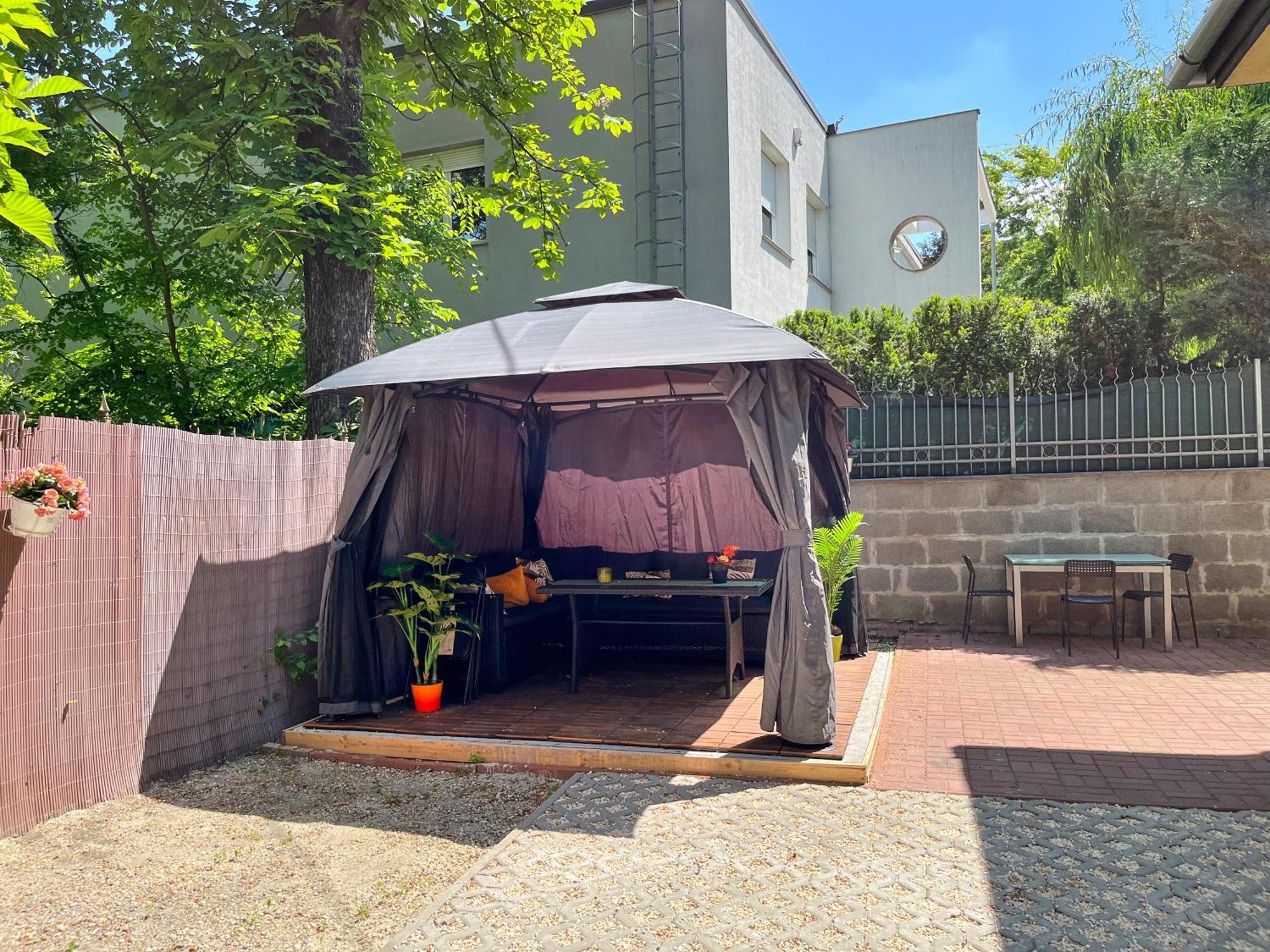 Brand New Garden Flat / Free Parking Apartman Budapest Kültér fotó